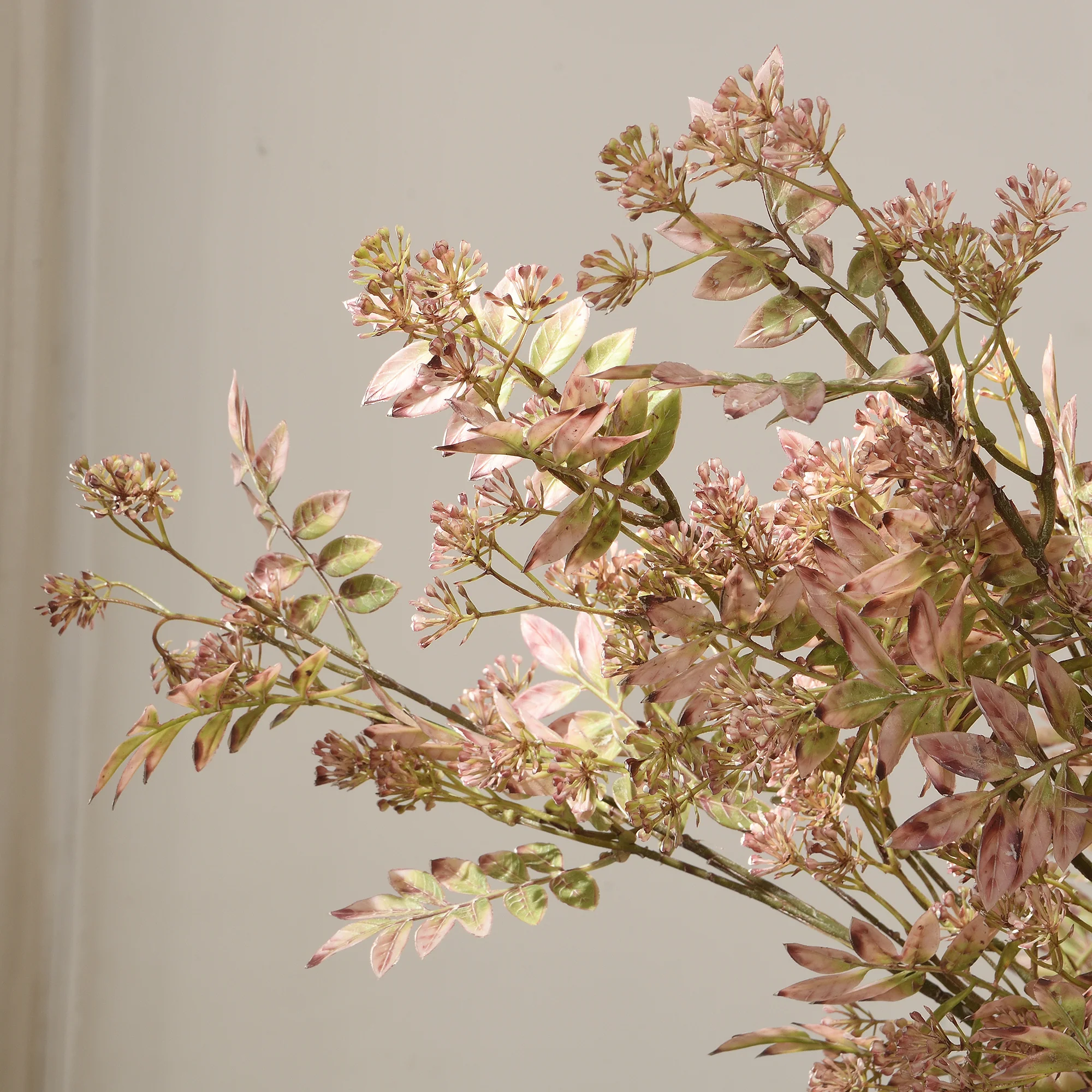 Feuillage pointu avec fleurs 110 cm - Image 6